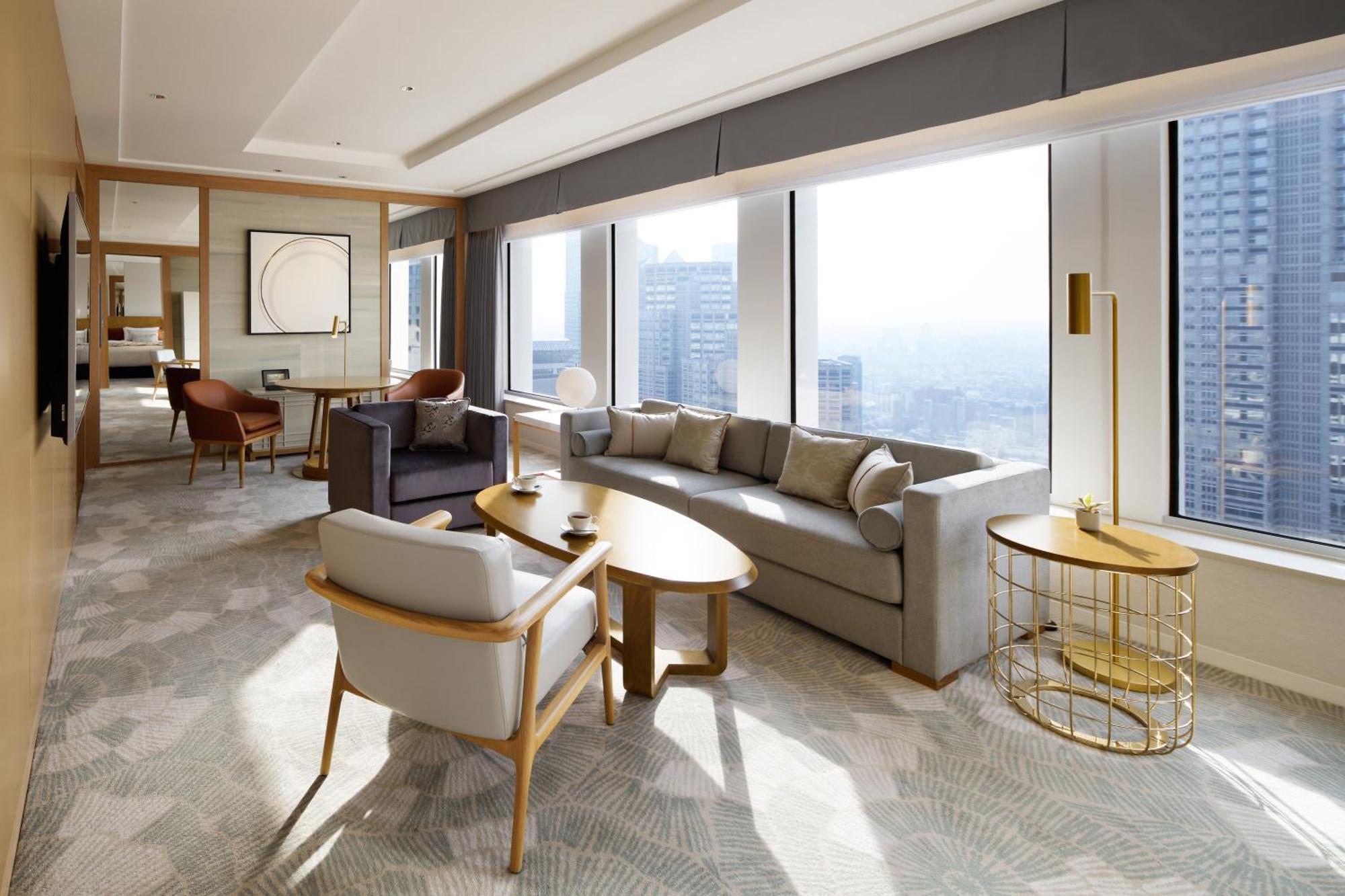 Club Floor "Premier Grand" Suite King Room Club Lounge Access Non-Smoking,1277903200:JPEG